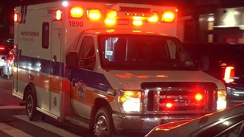 [Traffic nightmare] NYC Ambulance stuck while on high priority call