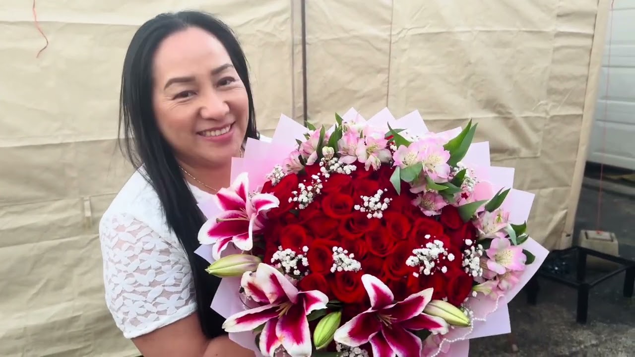 Ua Birthday rau Phauj Ntxawm