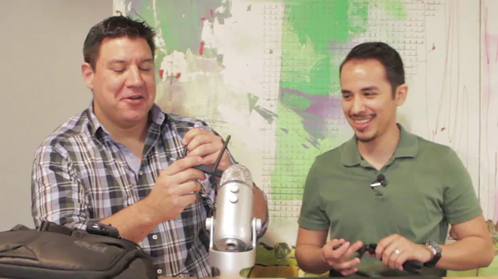 S1E1 What's In Your Bag? w/ Eduardo Robles