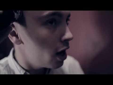 twenty one pilots - Car Radio [Official Music Video]