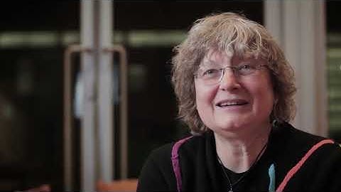 Towards a Semantic Language of Mathematics