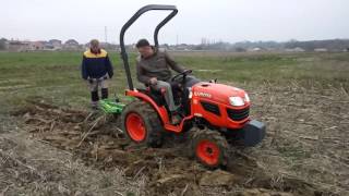 Kubota B1820 ploughing