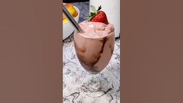 strawberry banana chocolate smoothie #shorts #videos #healthy #shortsvideo #smoothie #healthyliving