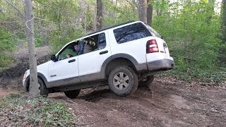 2006 Ford Explorer Offroading Suspension Flex