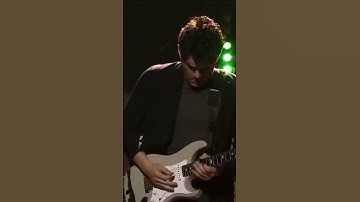 Thumbnail of John Mayer guitar solo 🎶🎸2023 | Vultures (outro) | Live in New York