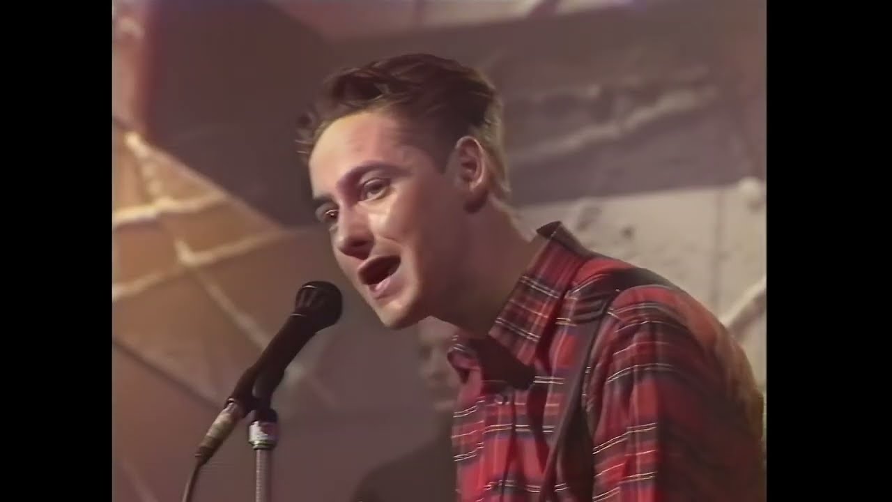 Aztec Camera -  How Men Are (The Roxy) in 1080p 