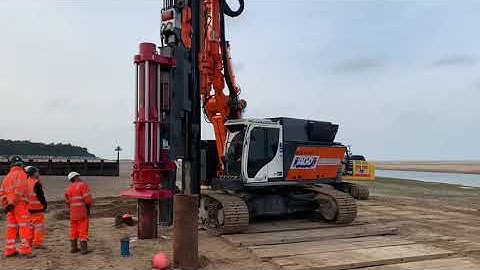 RTG RG19T telescopic leader rig with Fambo HR5000 5 tons impact hammer driving tubes