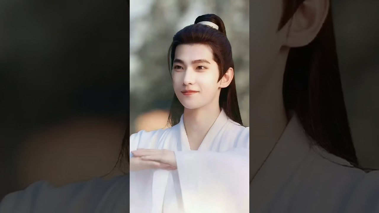 😱 Finally… Han Li is here! Get ready! Yang Yang will light up your screen on Youku!😍❤️