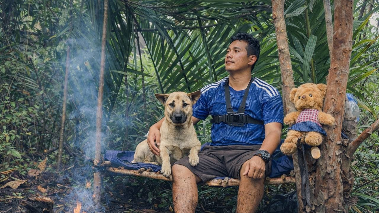 Solo bushcraft trip Cook at My Survival Shelter  Hot Cooking