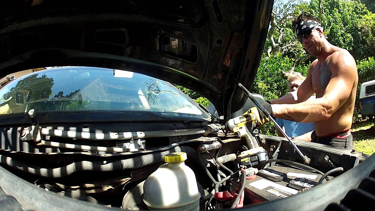 Windshield Wiper Motor >> Front yard mechanic, removing windshield wiper motor ... Windshield Wiper Motor >> Front yard mechanic, removing windshield wiper motor ...