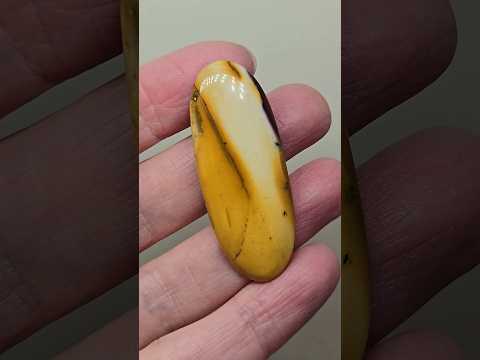 Яшма - кабошон, натуральний природний каміньдля колекції для створення прикрас 40,4 ct, відео 1