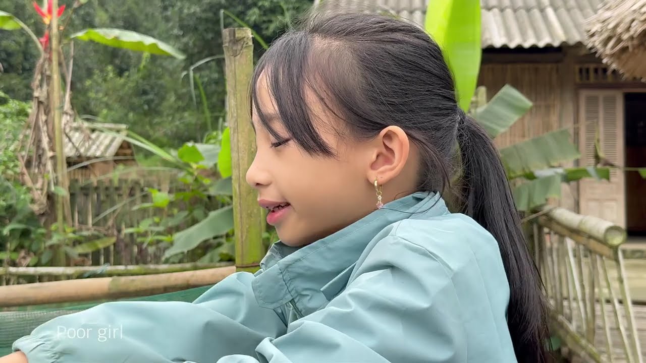 Бедная девочка — дядя Донг купил морепродукты — Хан получила почетную грамоту в школе.