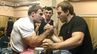 Armwrestling Cyplenkov vs Matyushenko preparations for Nemiroff World Cup 2008