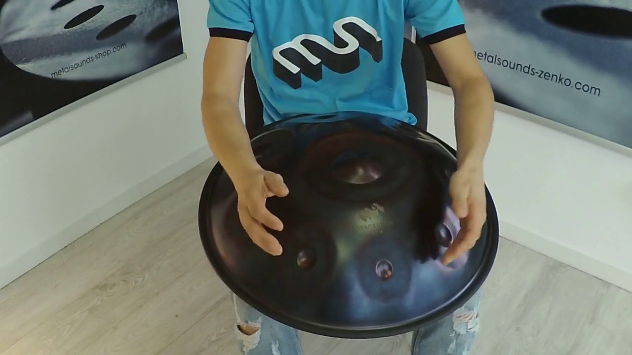 Handpan Spacedrum Nitro® 9 notes (8 + 1) - Amara scale - Played by Miloon