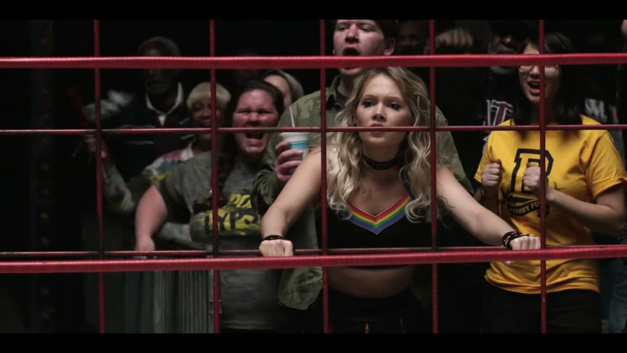 Ace snaps Bobby's leg | Heels