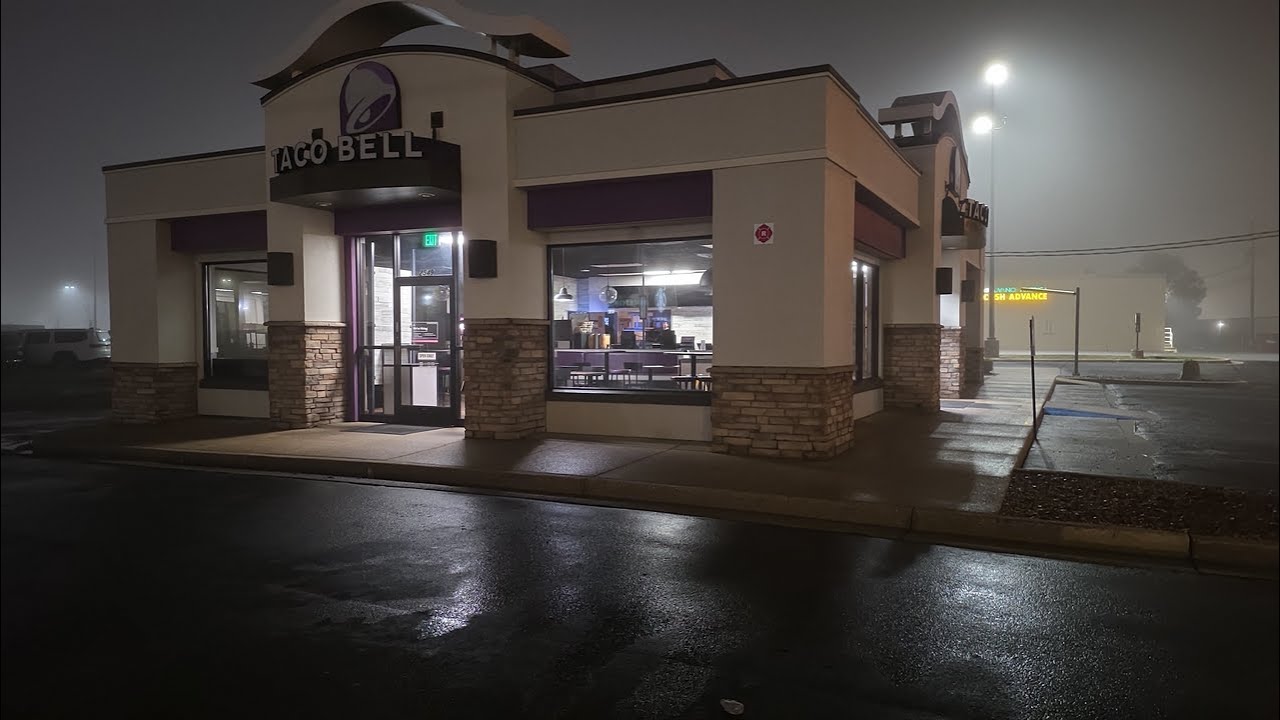 Concrete Surface Cleaning For Commercial Establishment Visibility in Pensacola FL