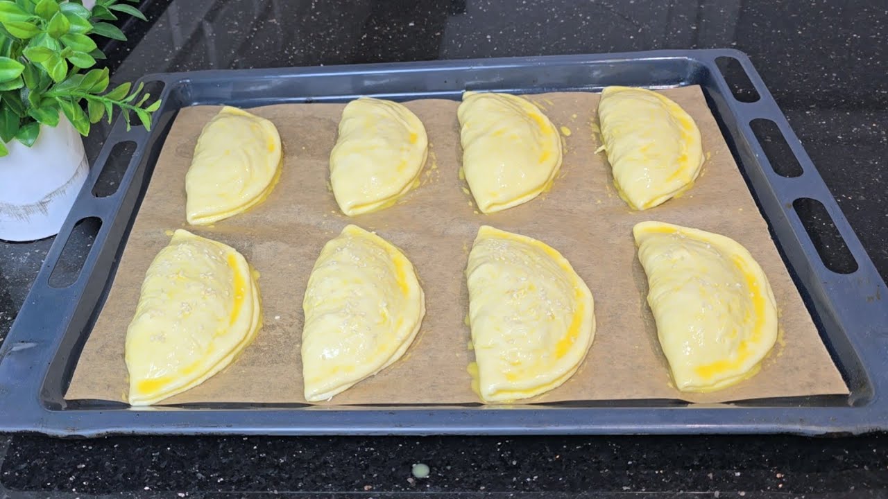 سوفلي بطريقة جديدة .. خفاااف و بزاف بنان .. و بعجينة قليلة تخرجو كمية كبيرة