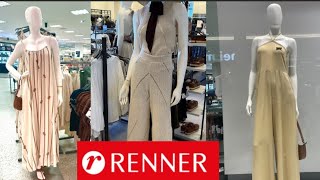 TOUR NA RENNER COM LOOOKS PERFEITO 