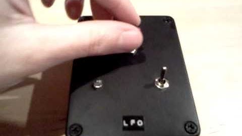 My first LFO for my circuit bent keyboards