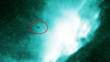 Huge black object becomes visible during solar flare