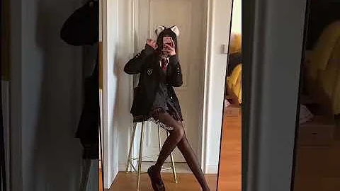 學姐穿黑絲，最後一位身材太火辣了 - 天天要聞