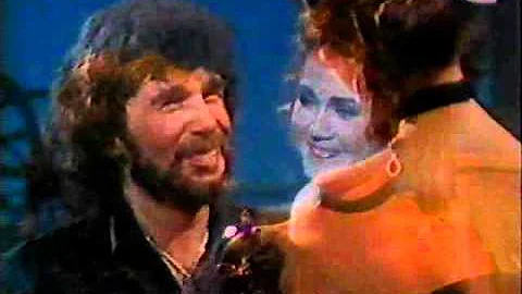 Lynda Carter & Eddie Rabbit - You and I (Body and ...