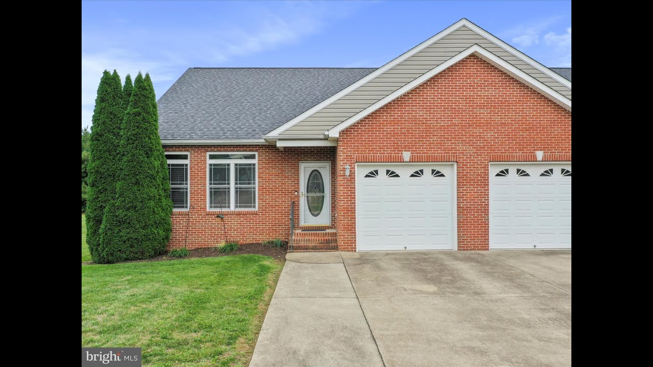 NEW LISTING: 215 BROOKLINE Drive CHARLES TOWN WV 25414