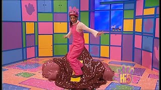 Hi-5 - Kathleen’s Snowy Mountain Holiday