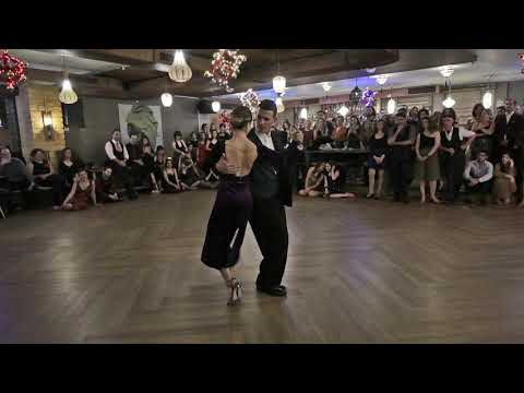 Giorgos Nikou y Katerina Chatzipanteli - 2/4 Recuerdos De La Pampa