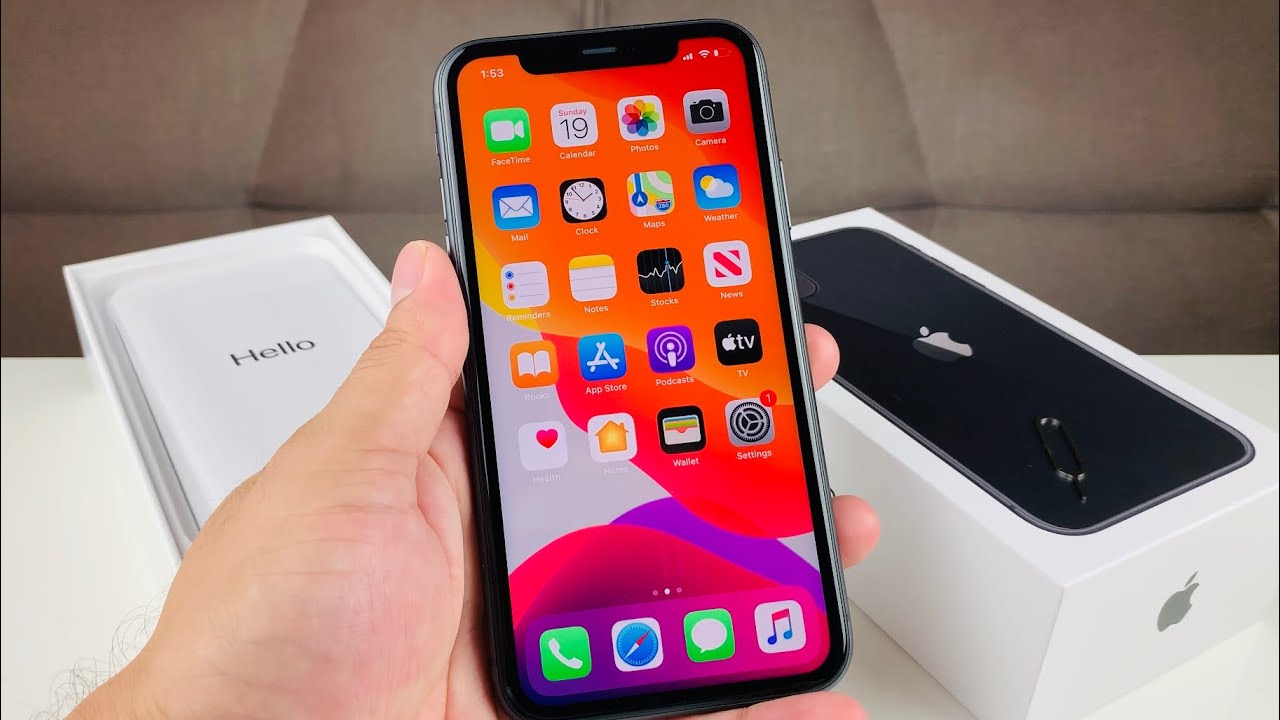 iPhone 11 Black UNBOXING in 2021!