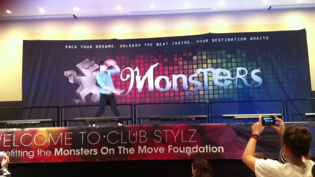 Artistic Dance Studio's Nick DeMoura @Justin Bieber Freestyle at ...