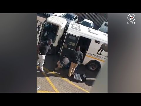 Armed cash-in-transit robbery caught on camera in Pretoria