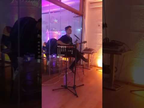 Olbia cafe Eyüp ile canlı müzik keyfi Belsa Plaza İzmit Kocaeli