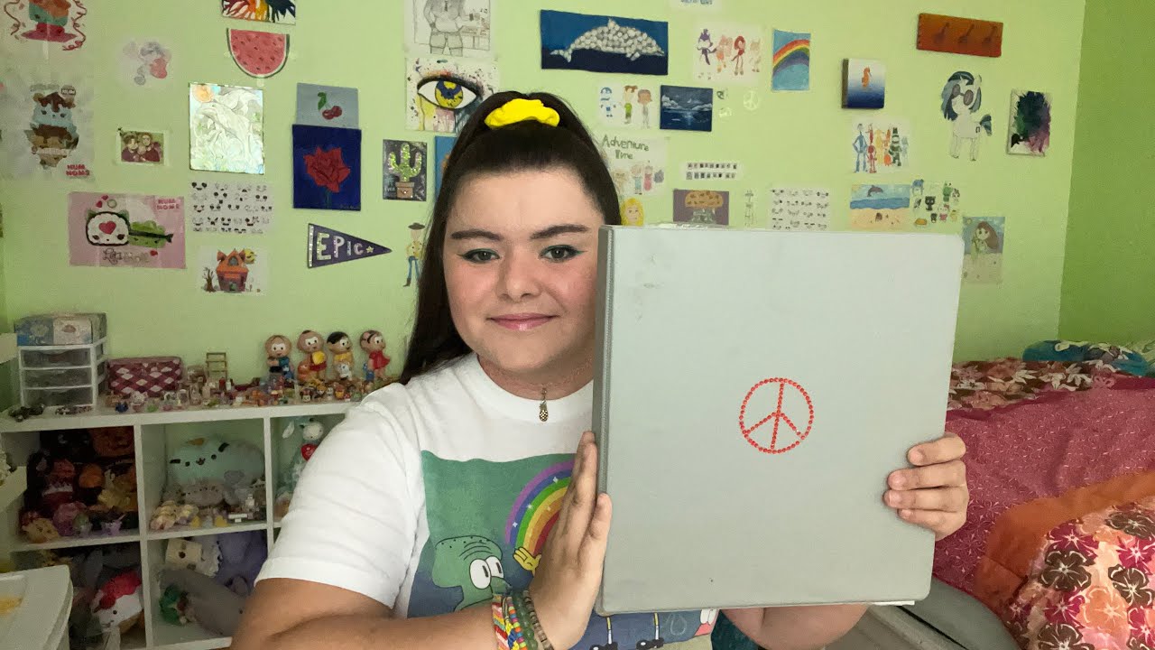 MOSTRANDO A MINHA COLEÇÃO DE ADESIVOS ￼