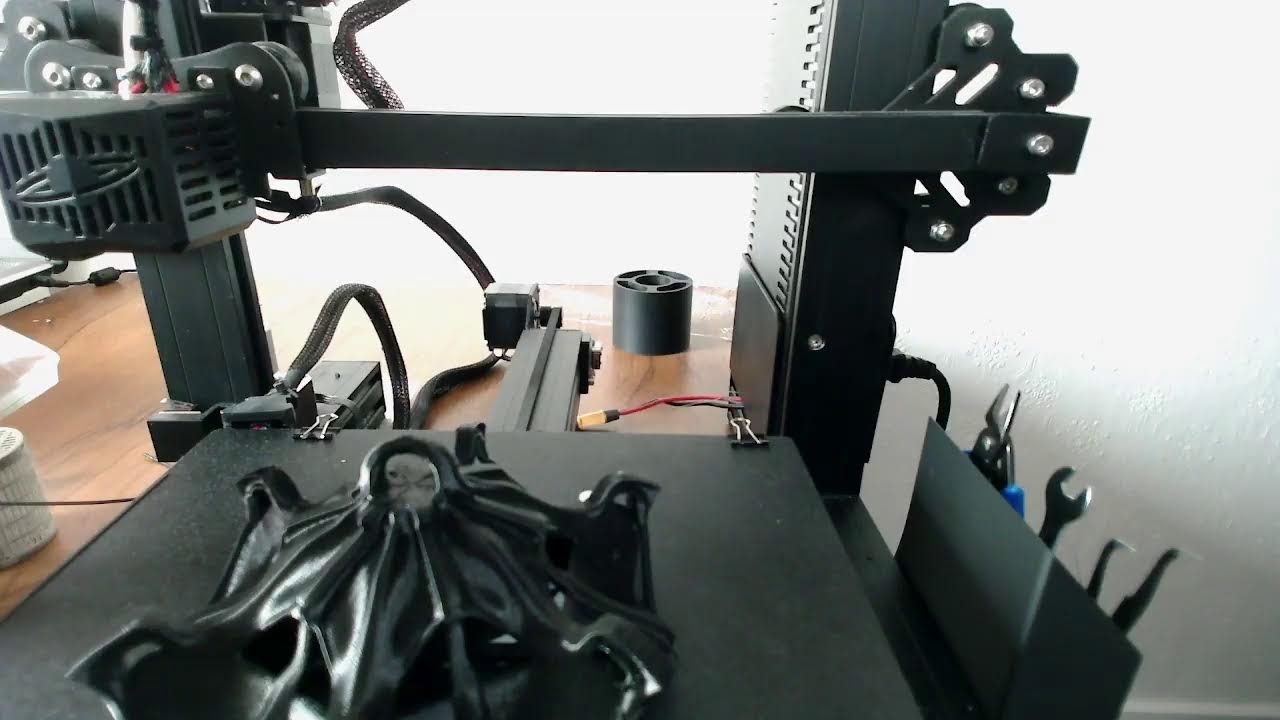 10 hours  Live Stream 3D printing part 2