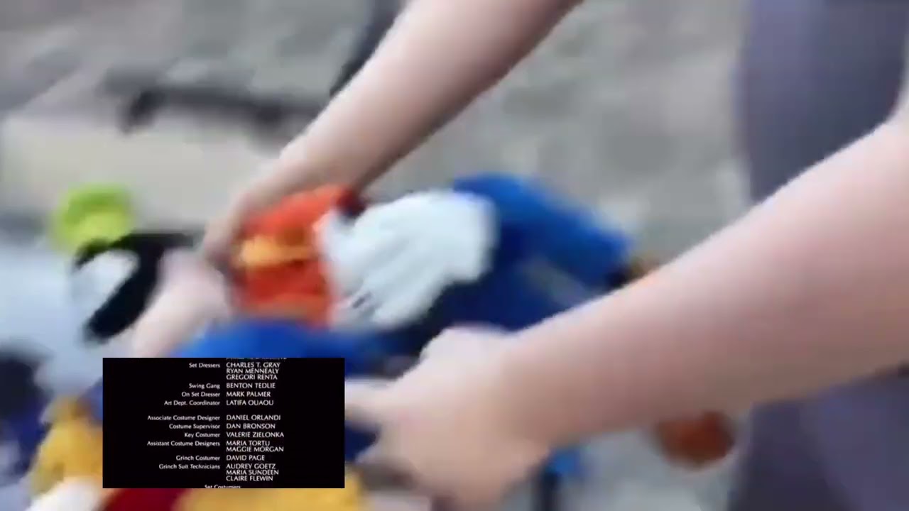 The Hitchhiker’s Guide to the Galaxy (2000) End Credits Error 