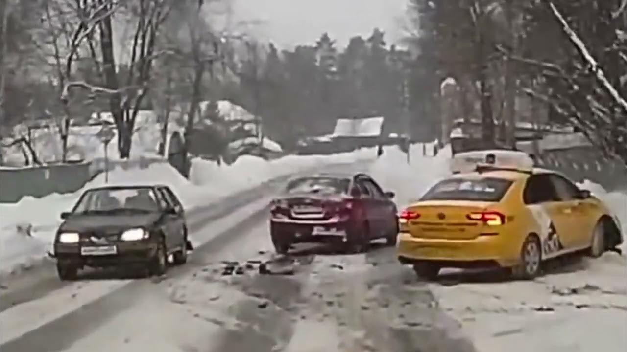 Аварии сняты на видеорегистратор. Аварии сняты на видеорегистратор