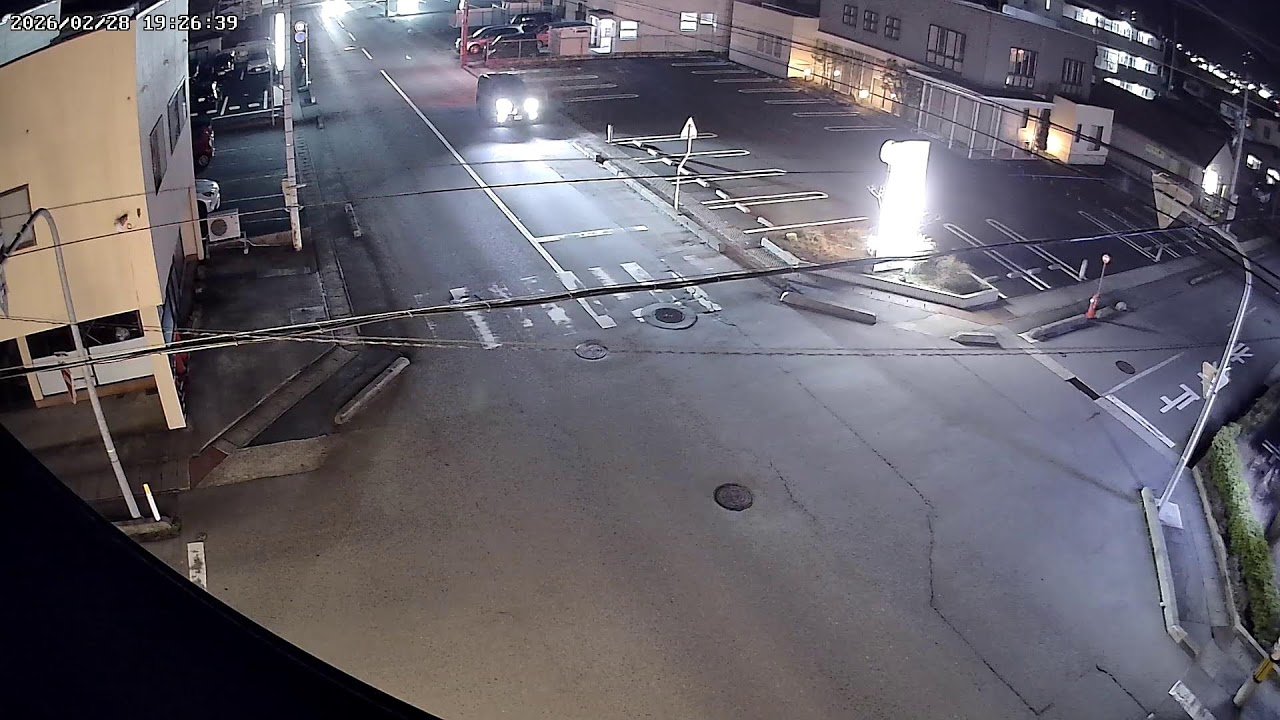 山形県山形市篭田交差点ライブカメラ Yamagata Yamagatashi Live camera.world.cam