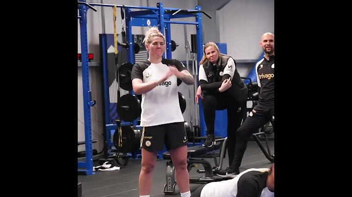 Chelsea women draws with Ajax💪The Blues watch draw in the Cobham gym #UWCLdraw  #cfcw #cfc #shorts