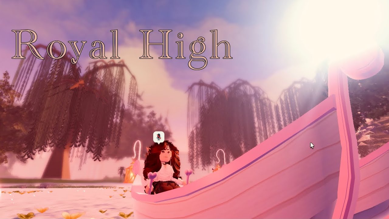 Roblox ASMR!! Glamming out in Royal High/ mouth sounds! 👄