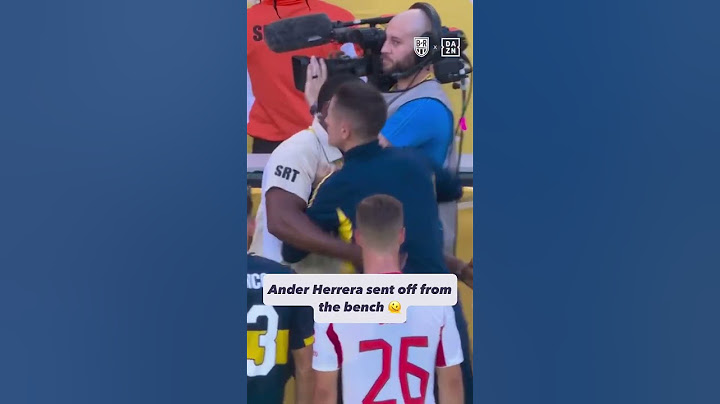 He was NOT happy about Benfica being given a penalty 🤬