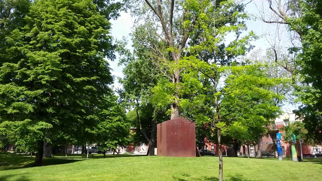 Montreal's Marguerite Bourgeoys Park - YouTube