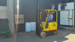BID ON EQUIPMENT: Item 338030 - HYSTER E50A Electric Forklift