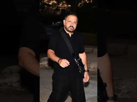 رامز جلال وأشرف زكي وإيهاب فهمي وإدوارد وعبد العزيز مخيون في عزاء الفنان الراحل سيد صادق