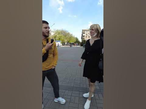 Умеет определять размер Мужского члена по рукам и даже по ногам ...