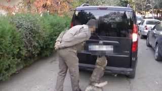 Üç Araçla Geldi̇ler Yakayi Ele Verdi̇ler