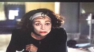 NO WIRE HANGERS!!! - Mommie Dearest NO WIRE HANGERS!!! - Mommie Dearest
