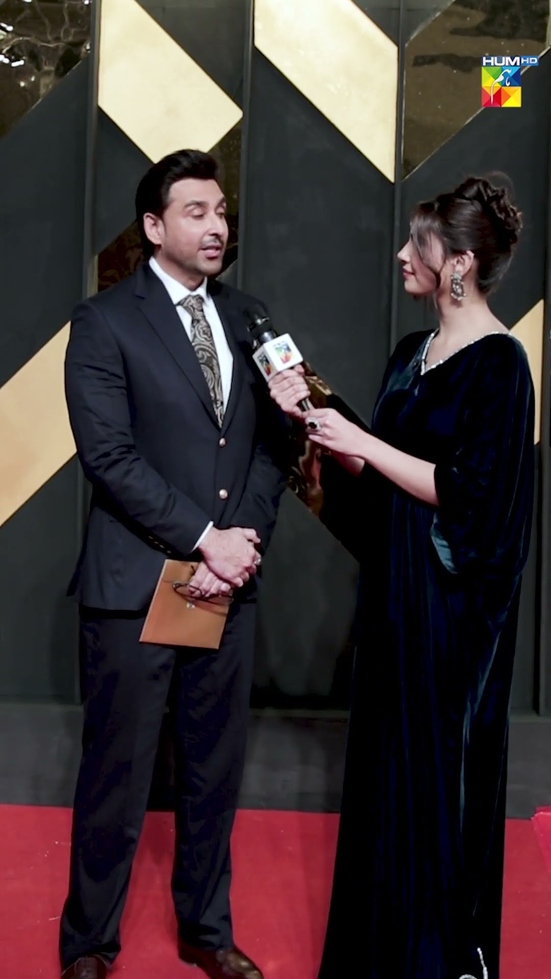 Sami Khan made a stunning appearance on the red carpet ?✨ #20YearsOfHUM