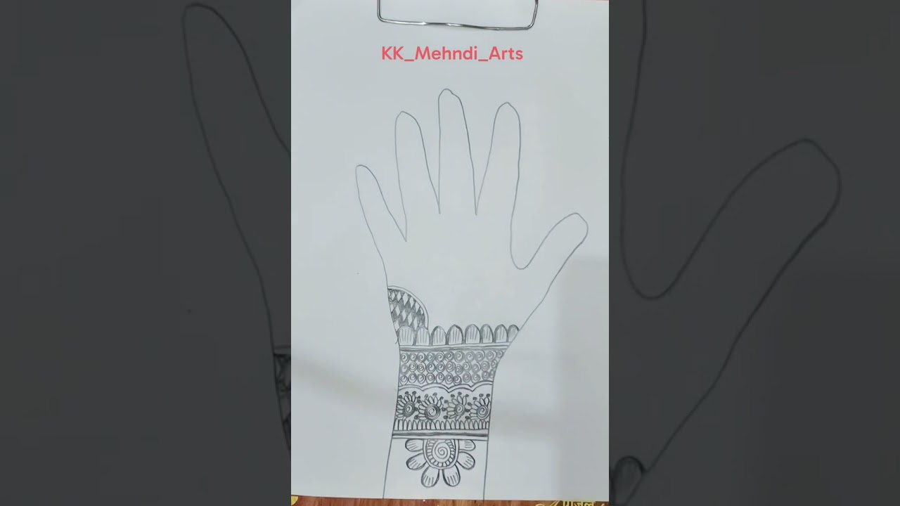 KK_Mehndi_Arts front hand Mehndi design for brides 