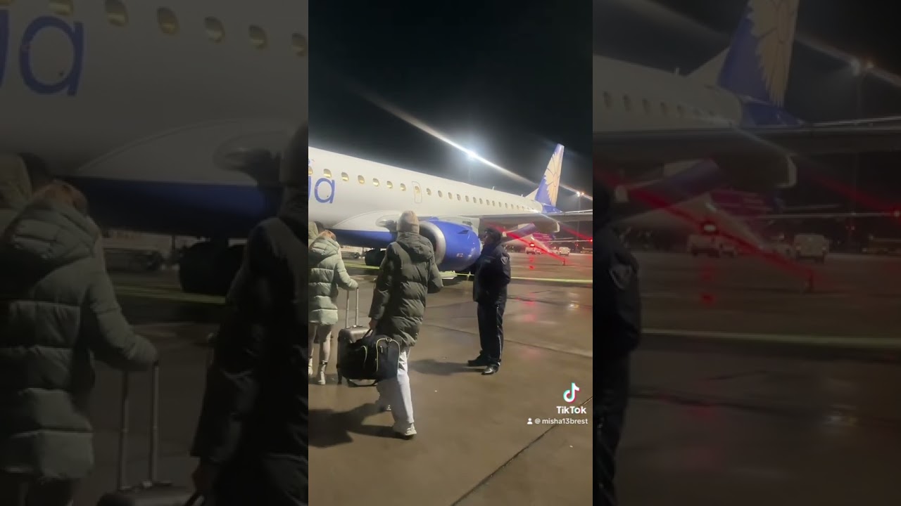 Самолёт BELAVIA Embraer 195